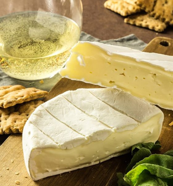 Combinar vinhos brancos com queijo